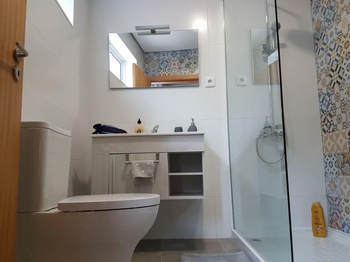 Join Our Relaxed House Near The Beach - Mosteiros Мостейрос Екстериор снимка