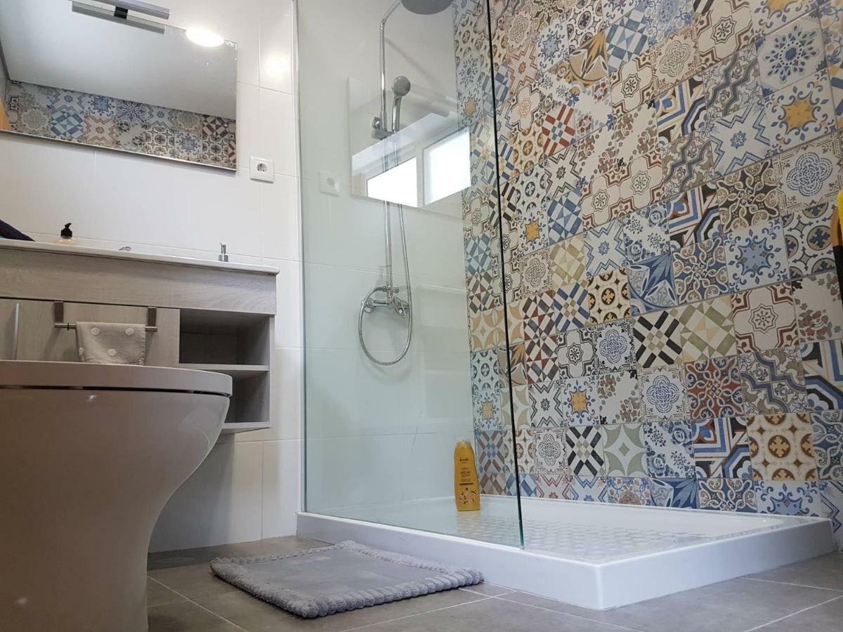 Join Our Relaxed House Near The Beach - Mosteiros Мостейрос Екстериор снимка