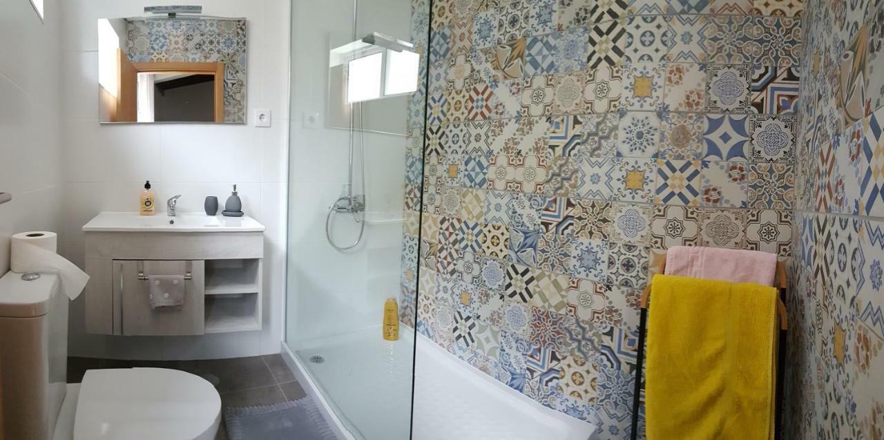 Join Our Relaxed House Near The Beach - Mosteiros Мостейрос Екстериор снимка