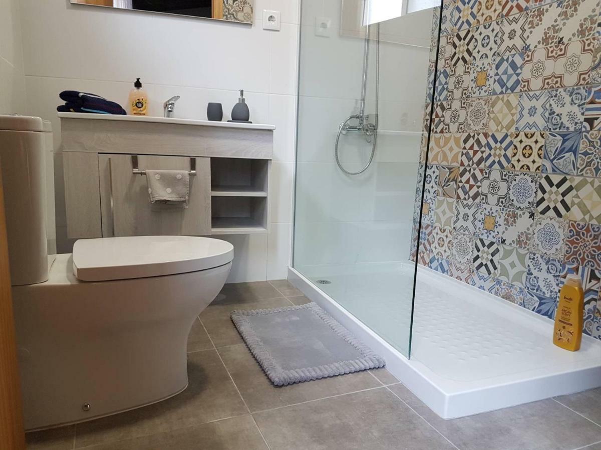 Join Our Relaxed House Near The Beach - Mosteiros Мостейрос Екстериор снимка